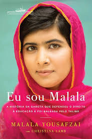 O tema do Livro que apoia o #desafio de hoje é:
29 - Fale sobre um livro de guerra!

Não gosto de livros de guerra e não sei se posso dizer que este é um livro de guerra. Comprei para mim, li e gostei, e depois acabei lendo outro livro com a biografia de Malala para meus alunos. 
Acho que, em sentido amplo, Malala lutou contra o Talibã pelos direitos das meninas a estudar, por isso estou encaixando aqui. 
Acho uma história inspiradora, que nos traz uma realidade bem diferente da nossa, ampliando os horizontes.

#Link365TemasLivros